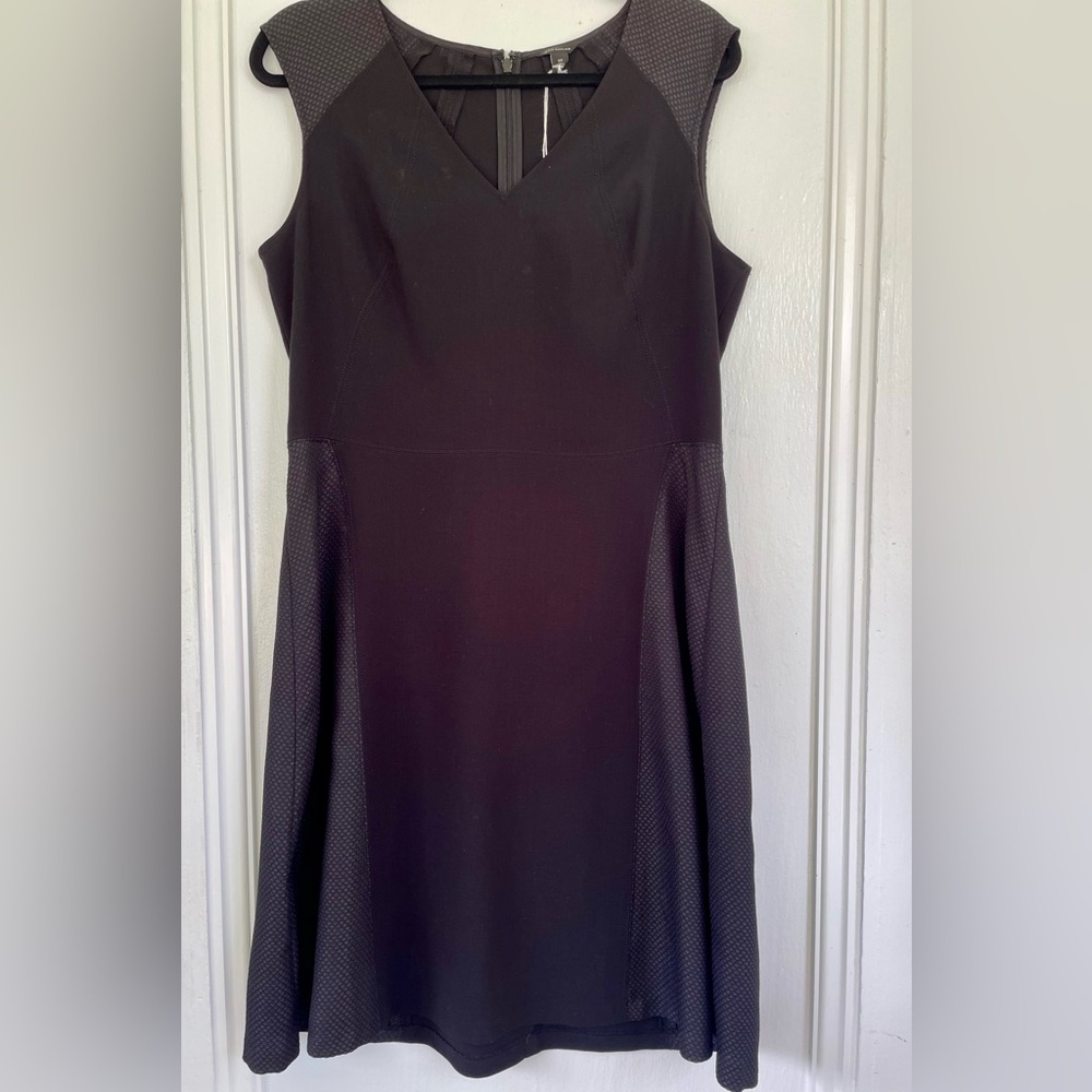 Ann Taylor Black with Texture Sleeveless Dress